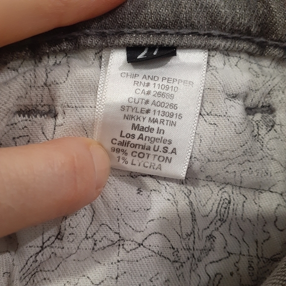 Retro 90's Chip & Pepper Skinny Jeans with Ankle Zipper - Picture 9 of 11